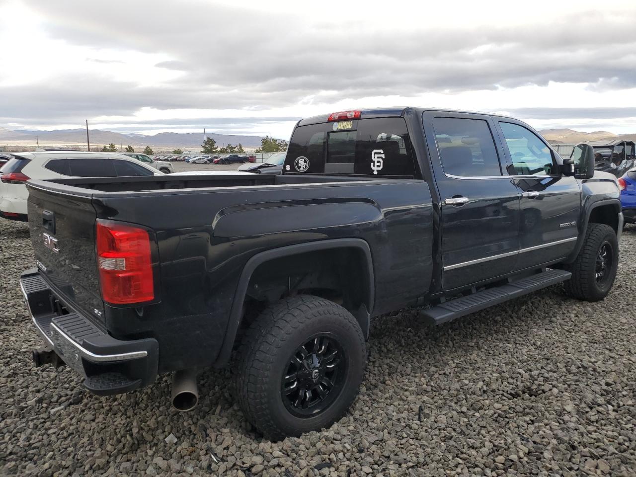 VIN 1GT12ZE85FF161662 2015 GMC SIERRA no.3