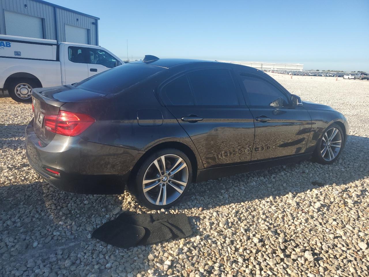 VIN WBA8E9G55GNT43102 2016 BMW 3 SERIES no.3