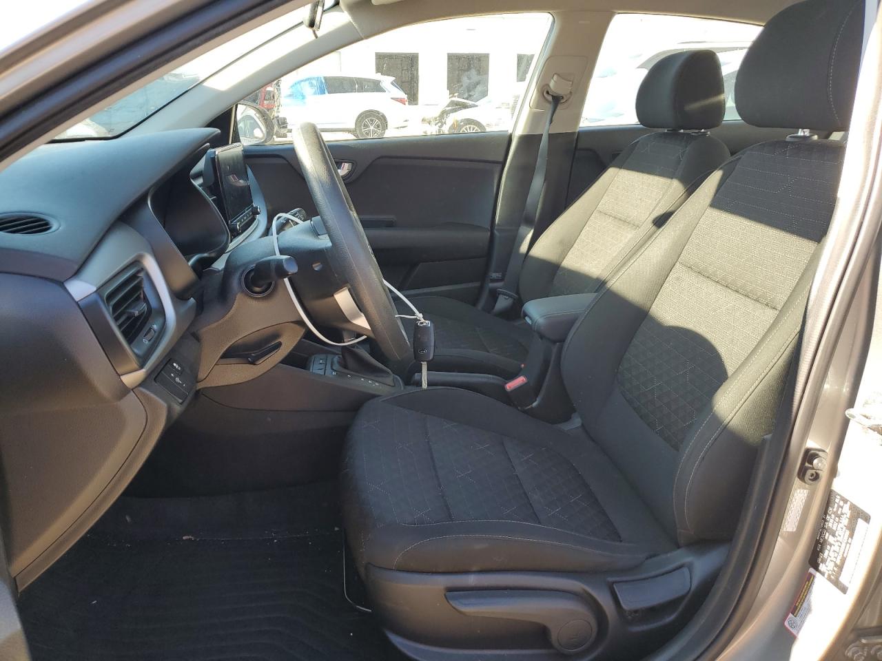 2021 Kia Rio - Image 7