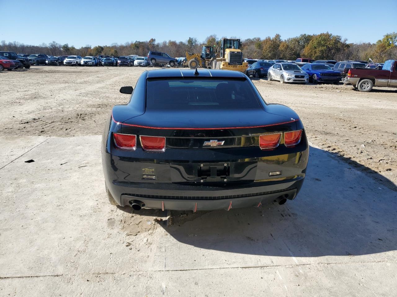 2011 Chevrolet Camaro Ls VIN: 2G1FE1ED2B9175834 Lot: 79353494