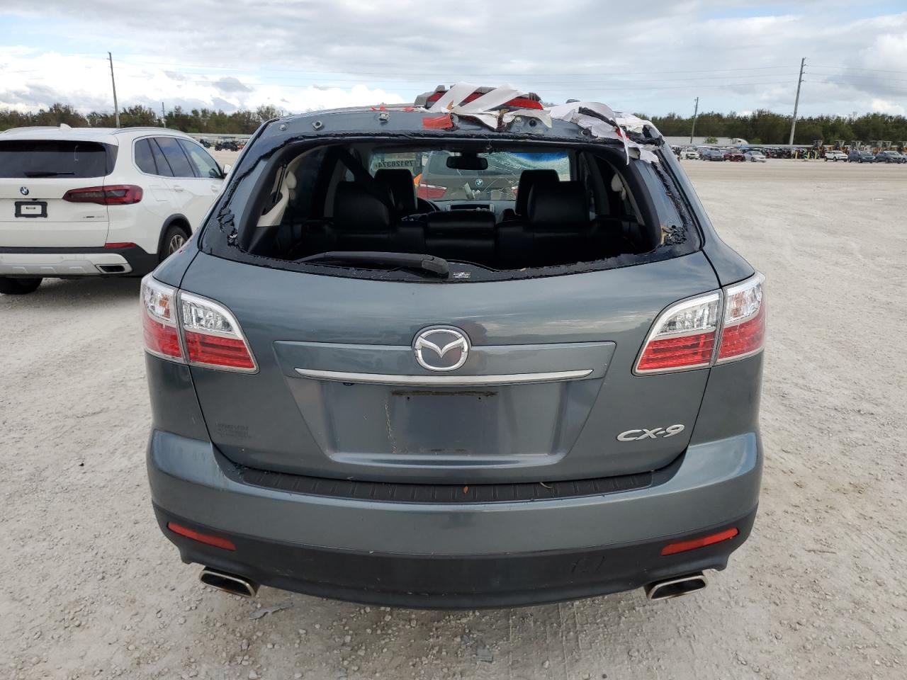 2011 Mazda CX-9 - Image 6