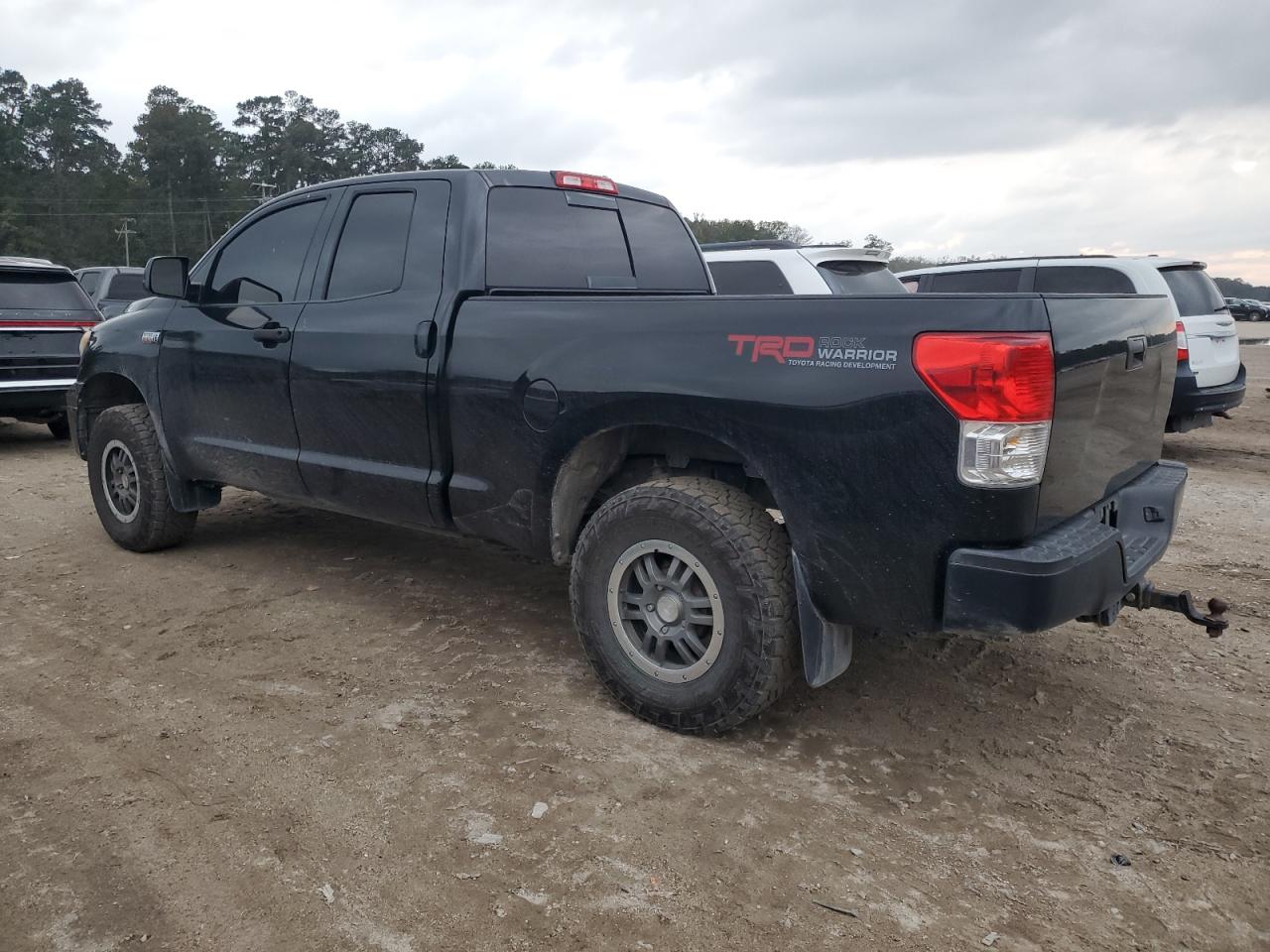 2011 Toyota Tundra - Image 2