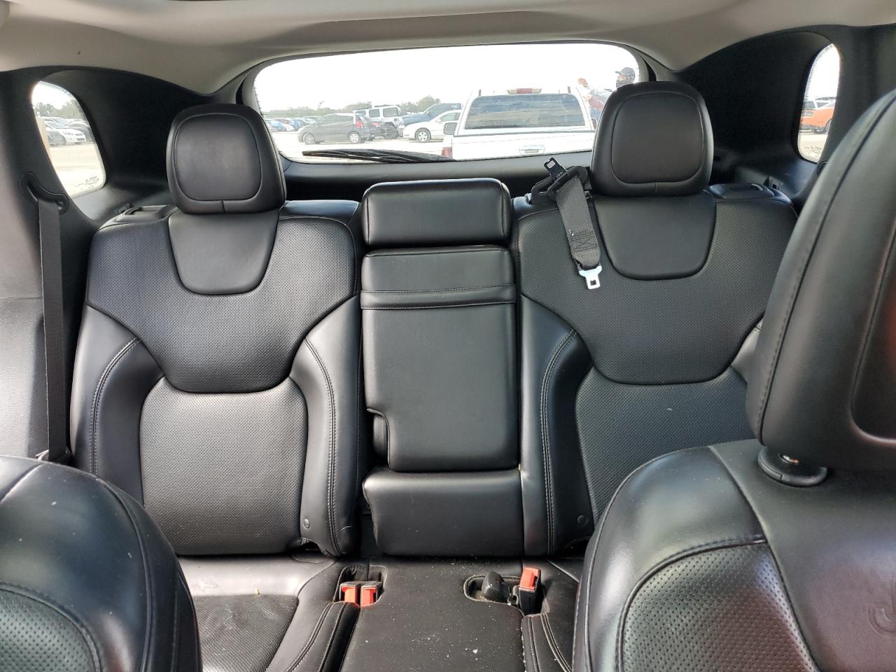 2019 Jeep Grand Cherokee - Image 10