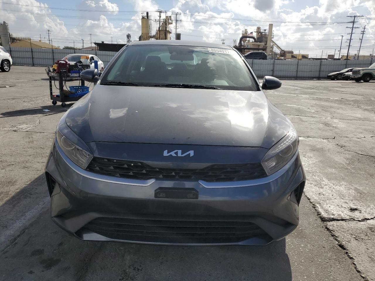 2023 Kia Forte - Image 5