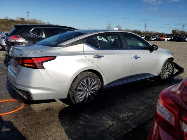  NISSAN ALTIMA 2024 Silver