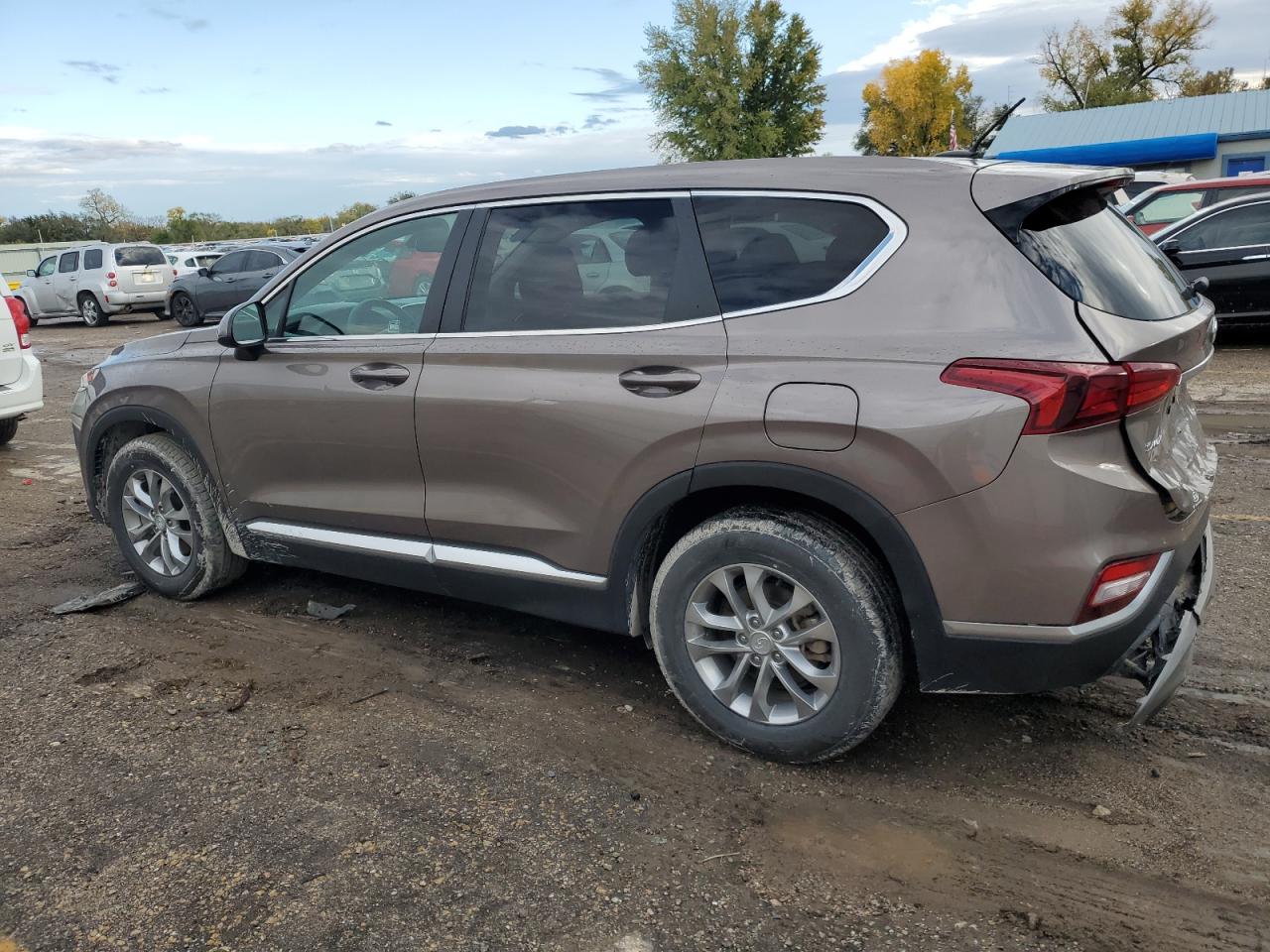 2019 Hyundai Santa Fe - Image 2