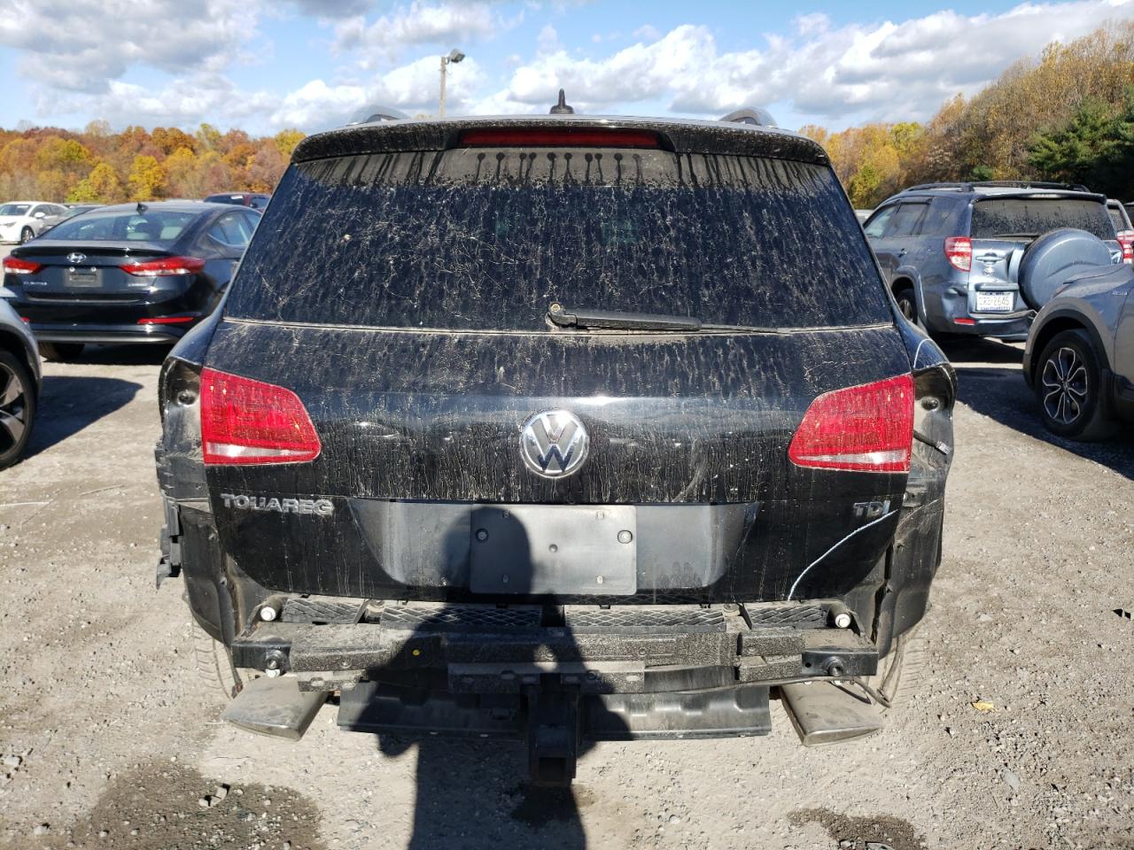 2014 Volkswagen Touareg - Image 6