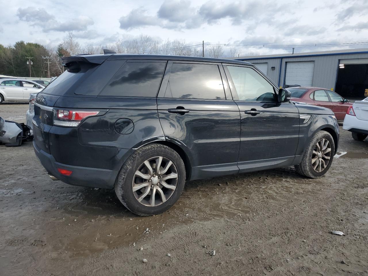 2017 Land Rover Range Rover - Image 3