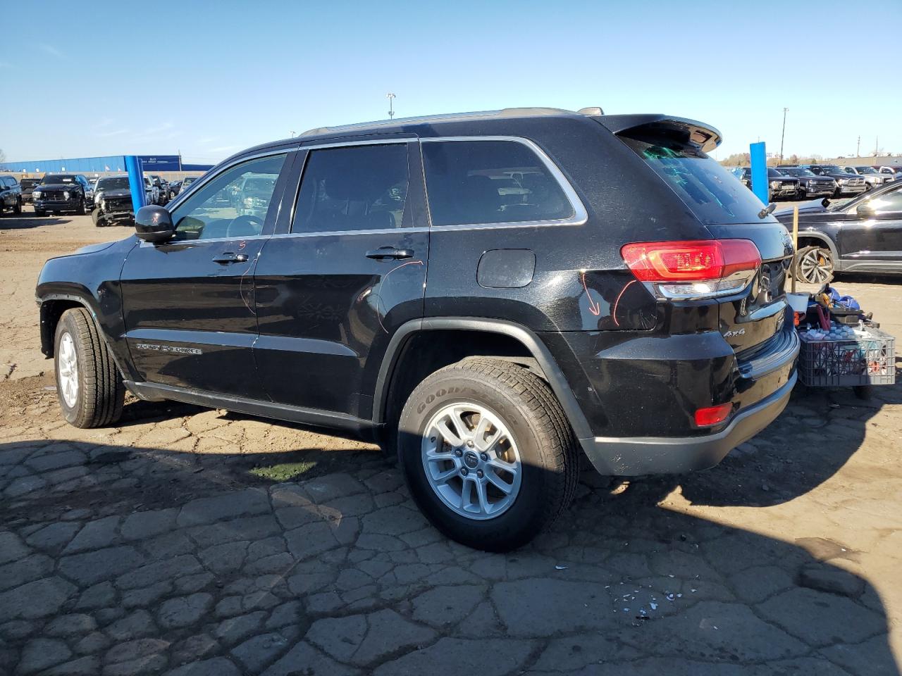 2018 Jeep Grand Cherokee - Image 2