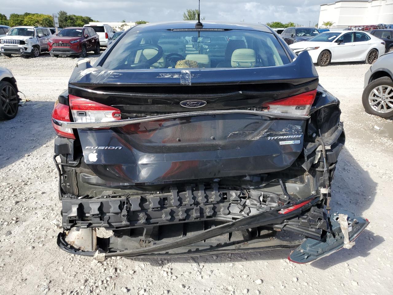 2018 Ford Fusion Titanium/Platinum VIN: 3FA6P0D93JR155177 Lot: 75872044