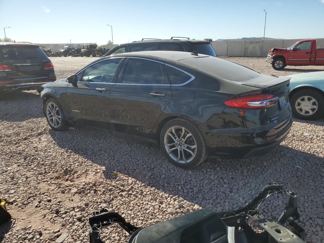 2019 Ford Fusion - Image 2