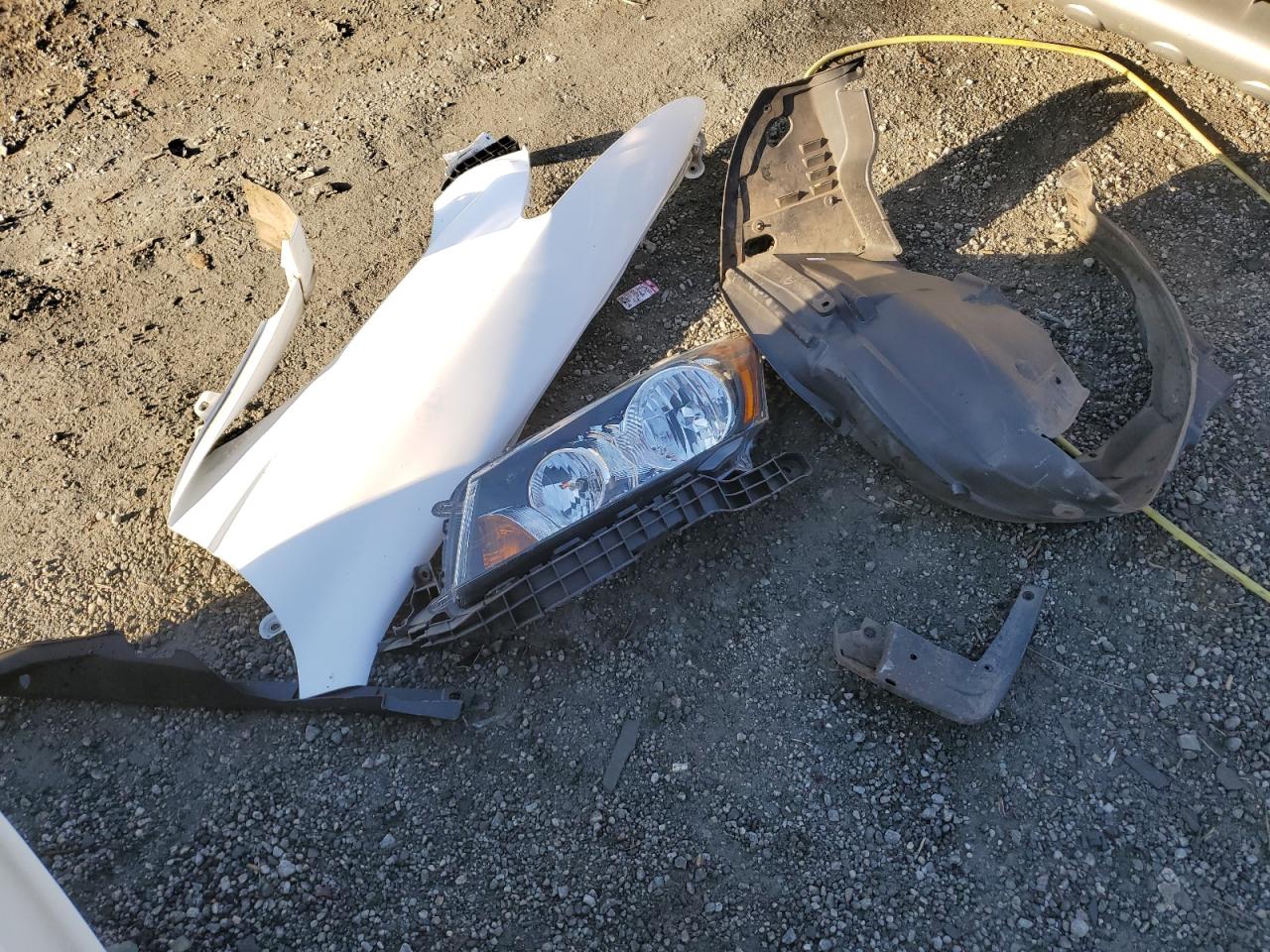 2009 Honda Accord - Image 12