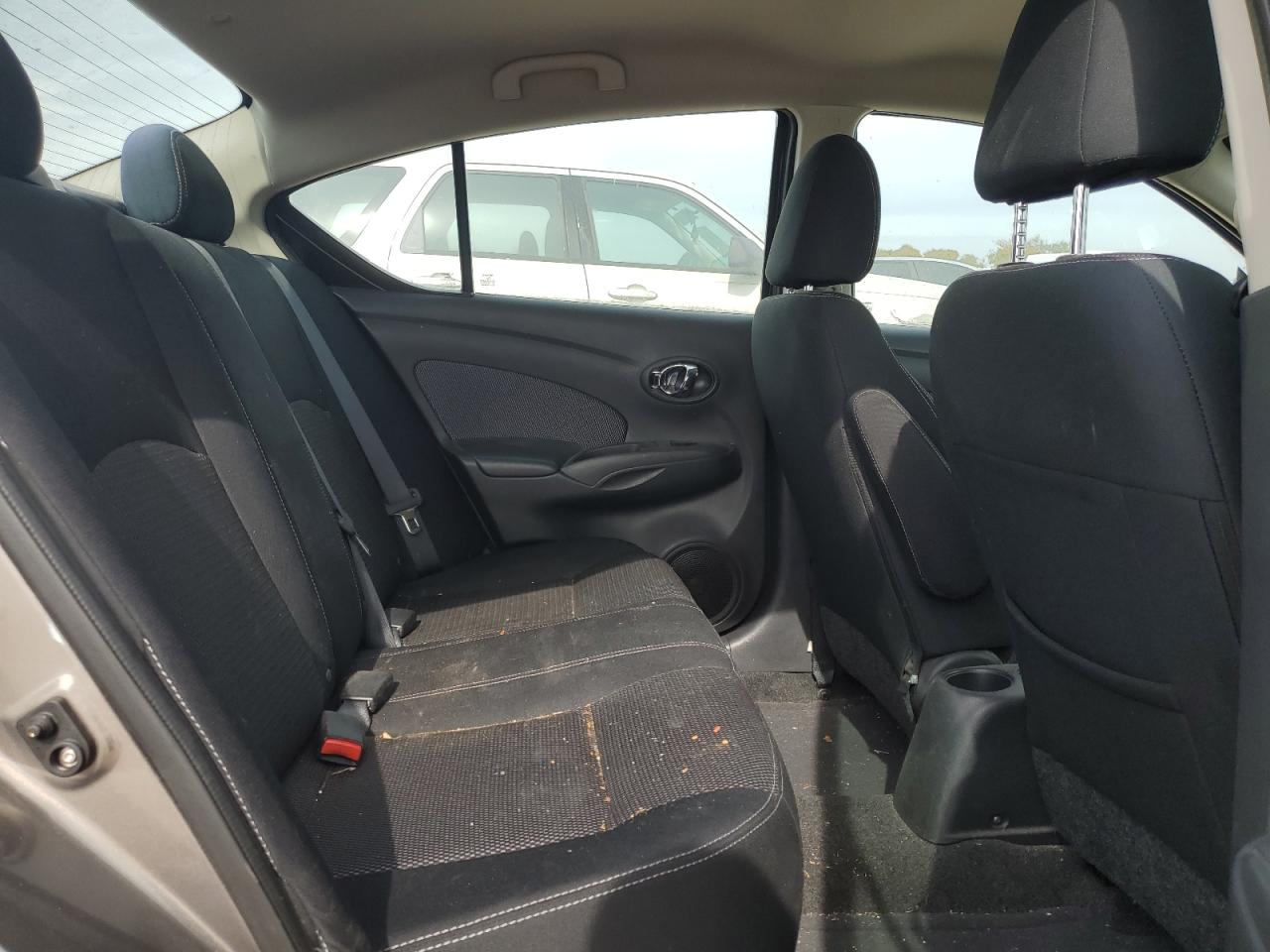 2015 Nissan Versa - Image 10