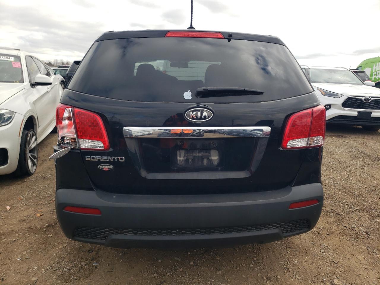 2011 Kia Sorento Base VIN: 5XYKT3A15BG150093 Lot: 80499114