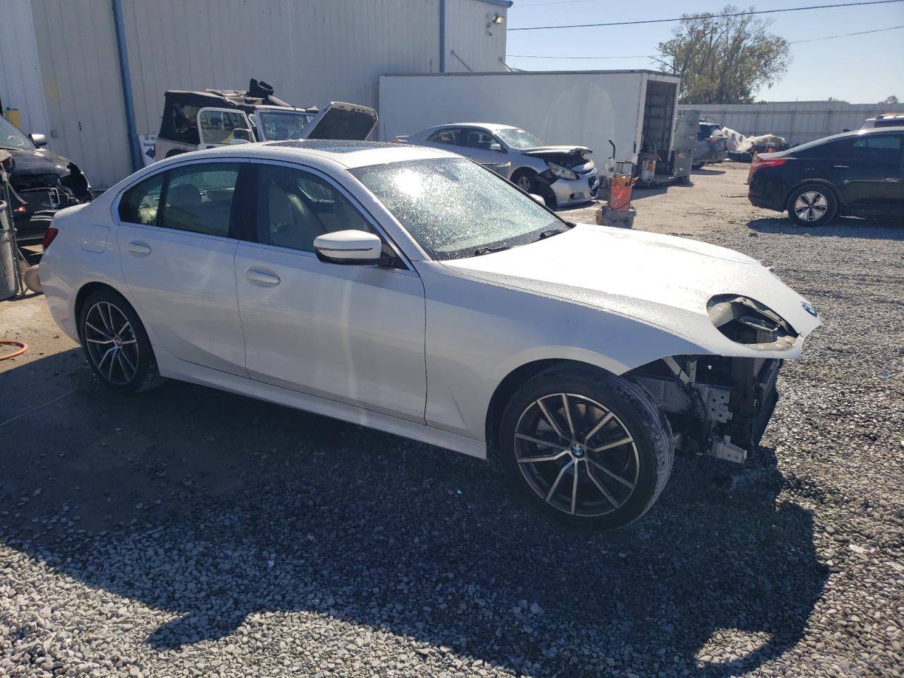 VIN 3MW5R1J08L8B33421 2020 BMW 3 SERIES no.4