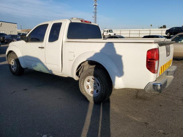 Pickups NISSAN FRONTIER 2015 White