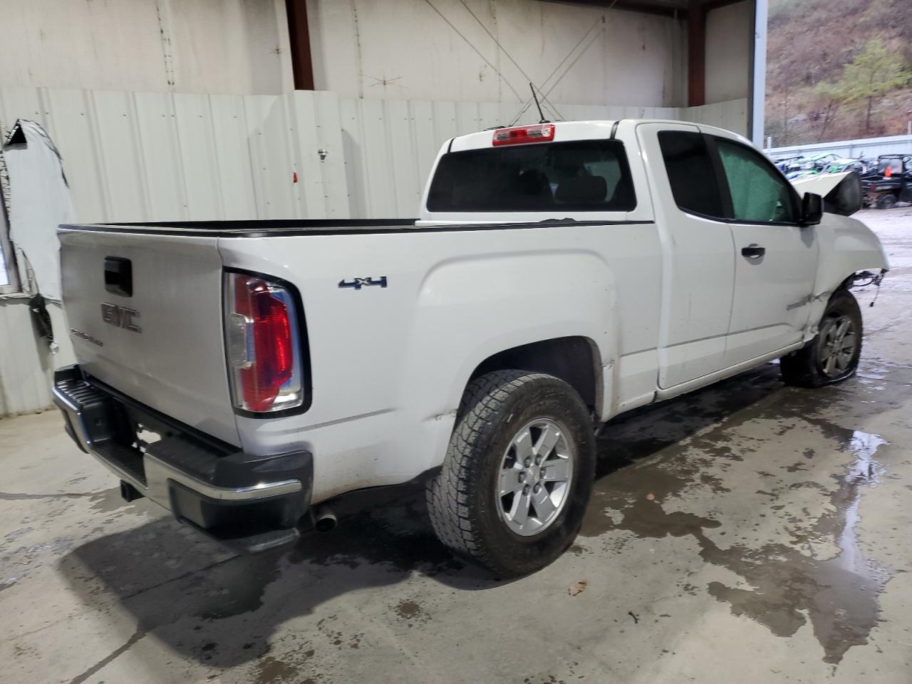 VIN 1GTH6BEN2L1160784 2020 GMC CANYON no.3