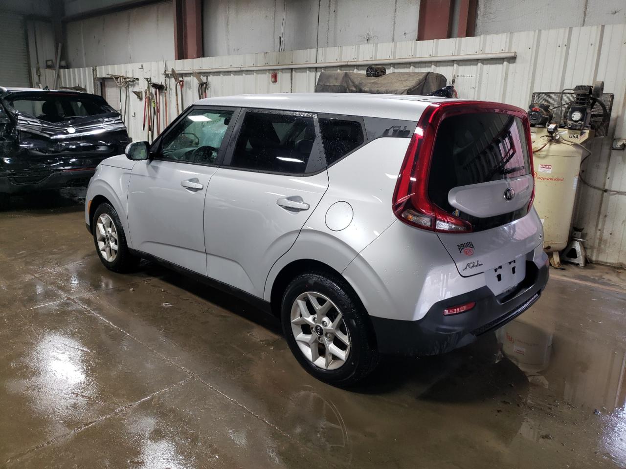 2020 Kia Soul - Image 2