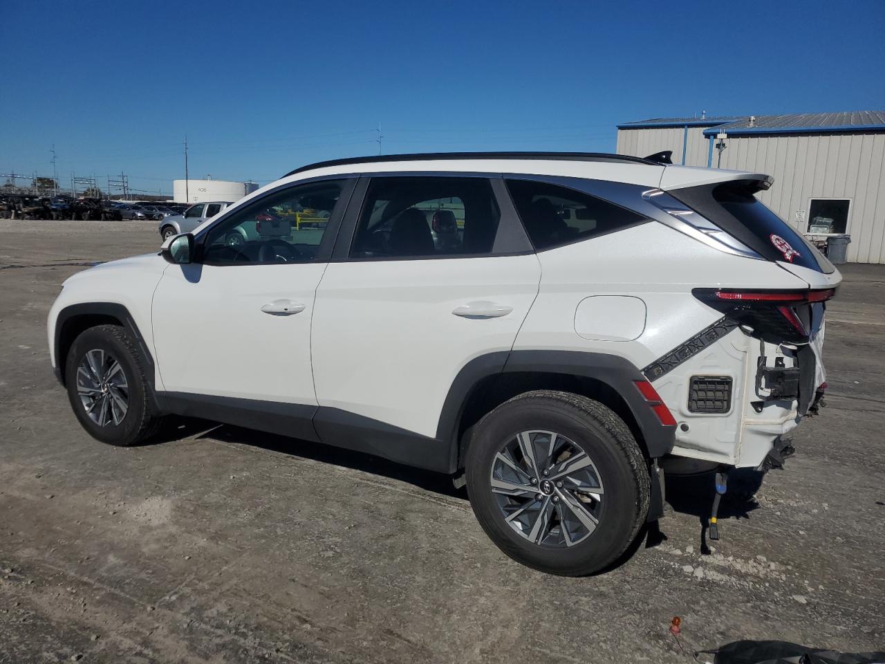 2022 Hyundai Tucson - Image 2