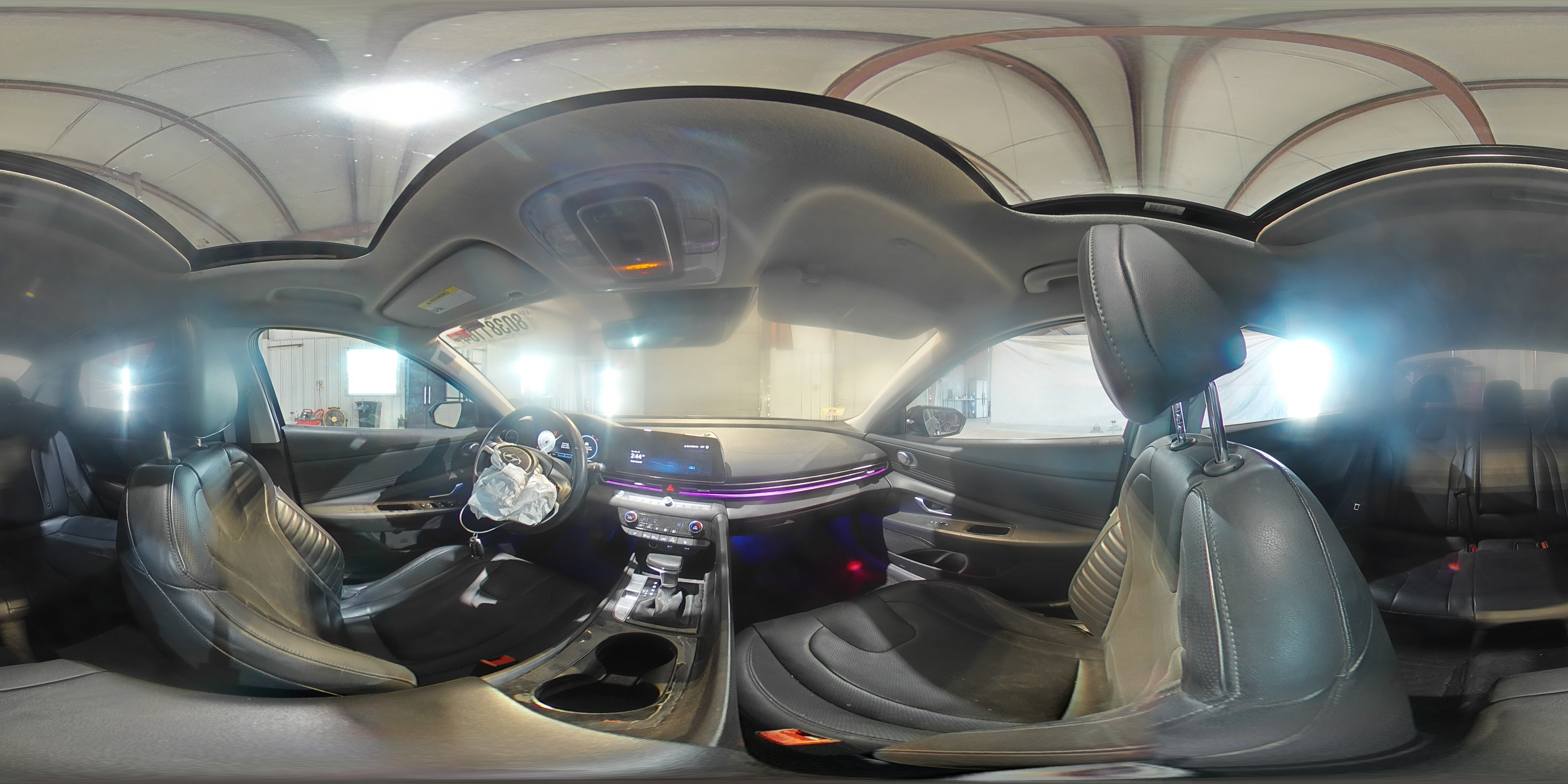 2023 Hyundai Elantra - Image 13