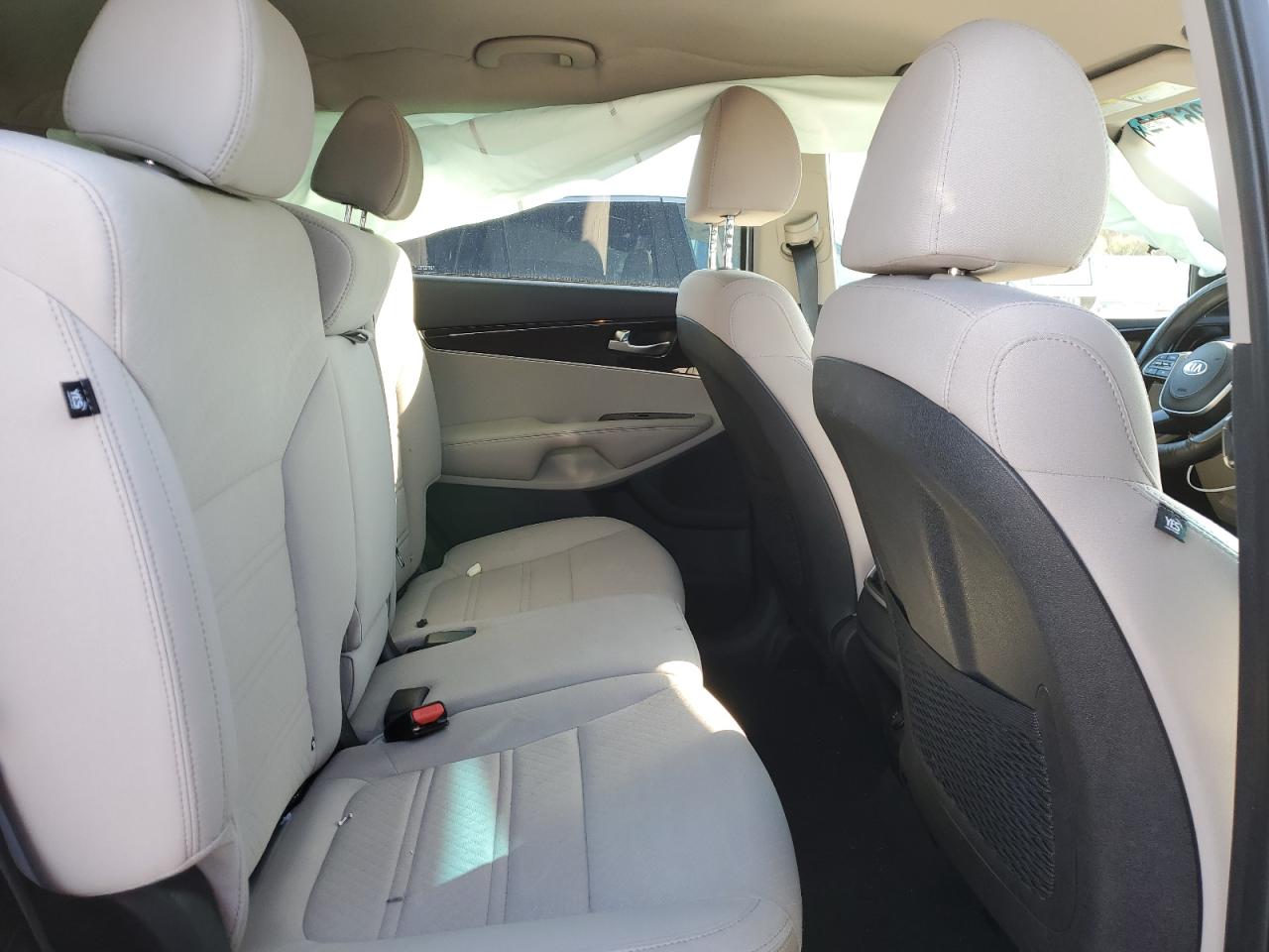 2019 Kia Sorento - Image 11