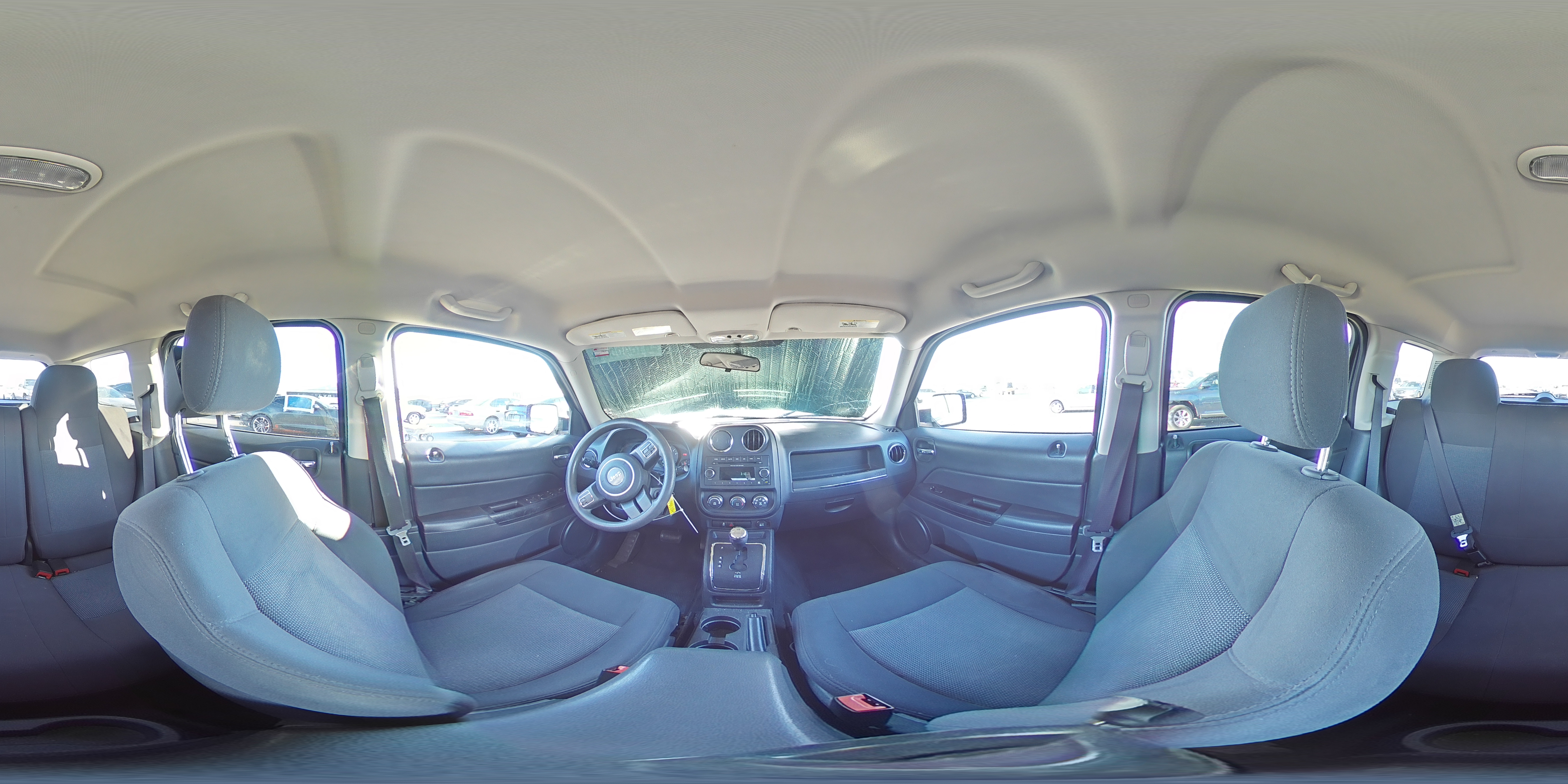 2013 Jeep Liberty (Patriot) - Image 13