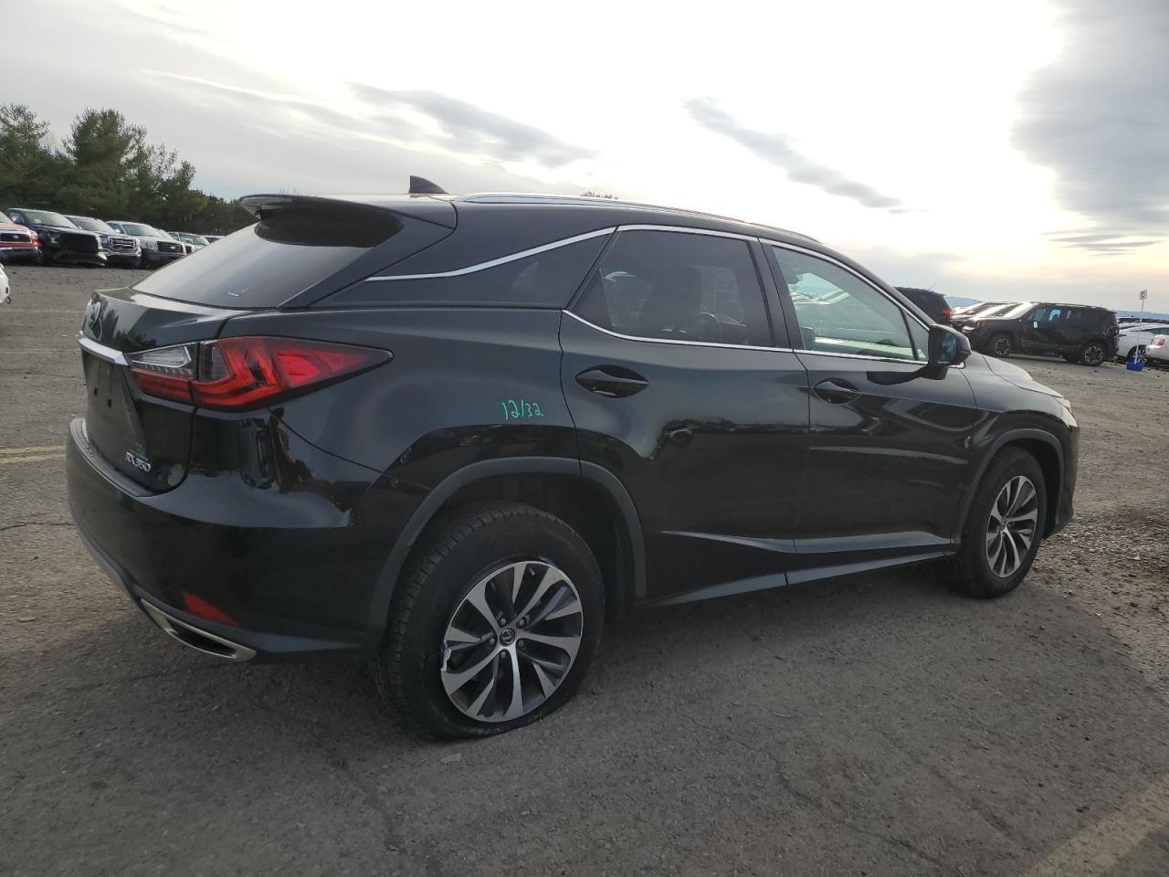 2021 Lexus RX - Image 3