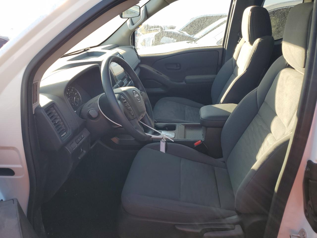2024 Nissan Navara (Frontier) - Image 7