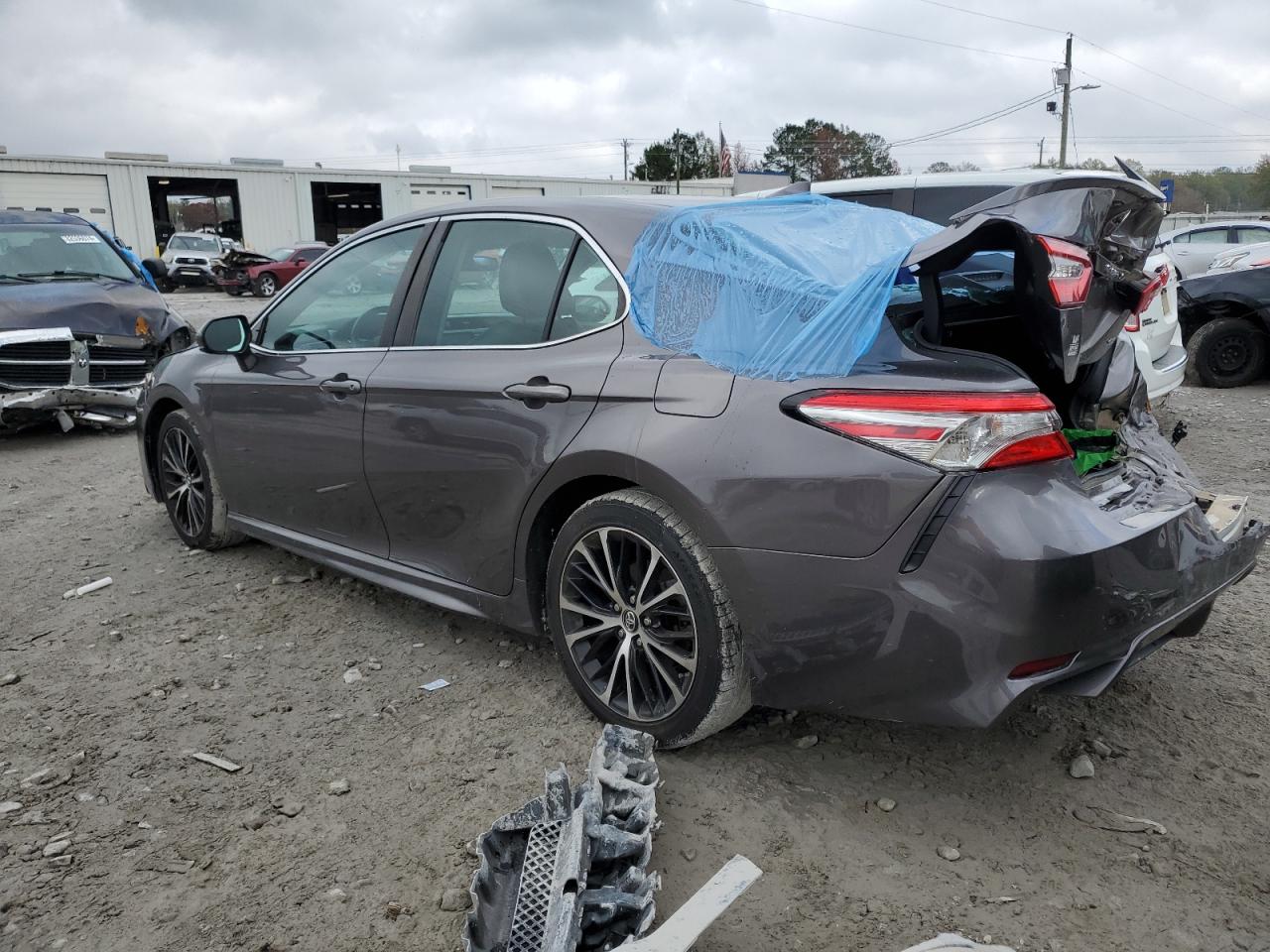 VIN 4T1B11HK9KU217202 2019 TOYOTA CAMRY no.2