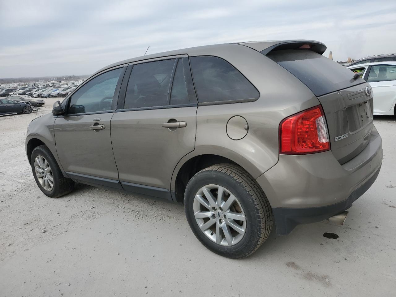 2013 Ford Edge - Image 2