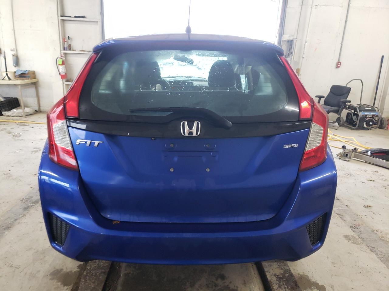 2017 Honda Fit Lx VIN: 3HGGK5H53HM713989 Lot: 81261744