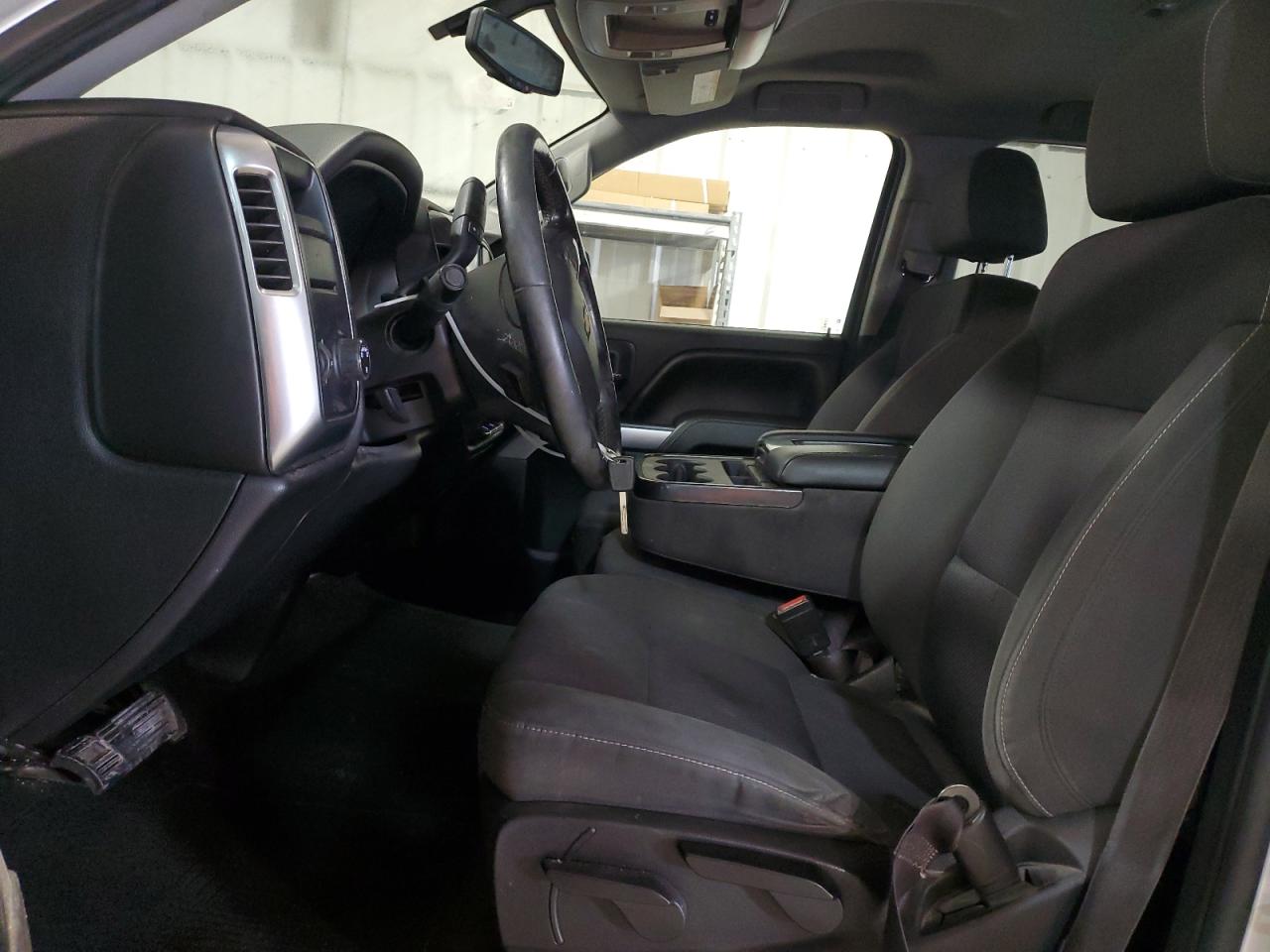 2015 Chevrolet Silverado - Image 7