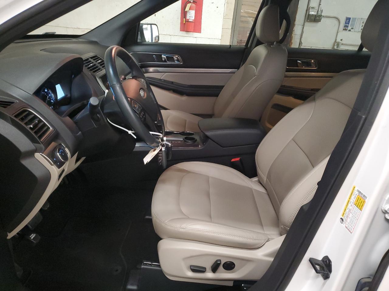 2019 Ford Explorer - Image 7