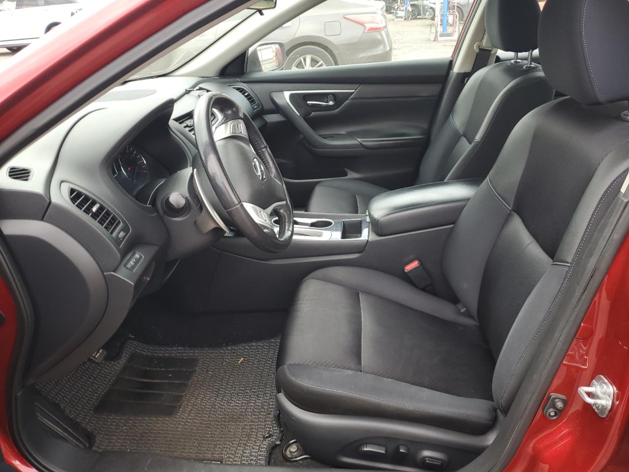 2018 Nissan Altima - Image 7