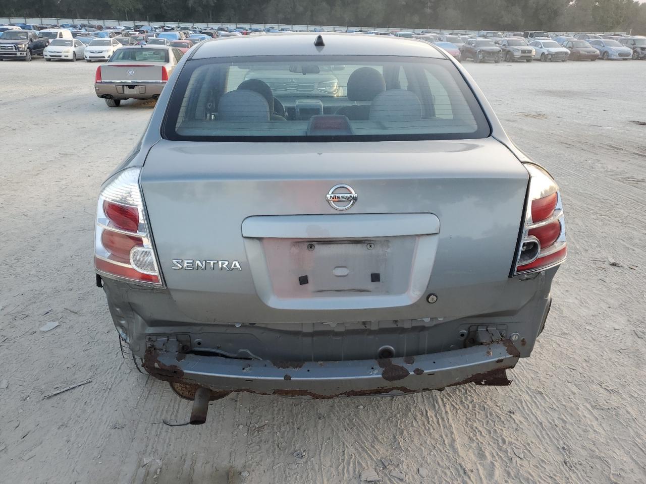2008 Nissan Sentra - Image 6
