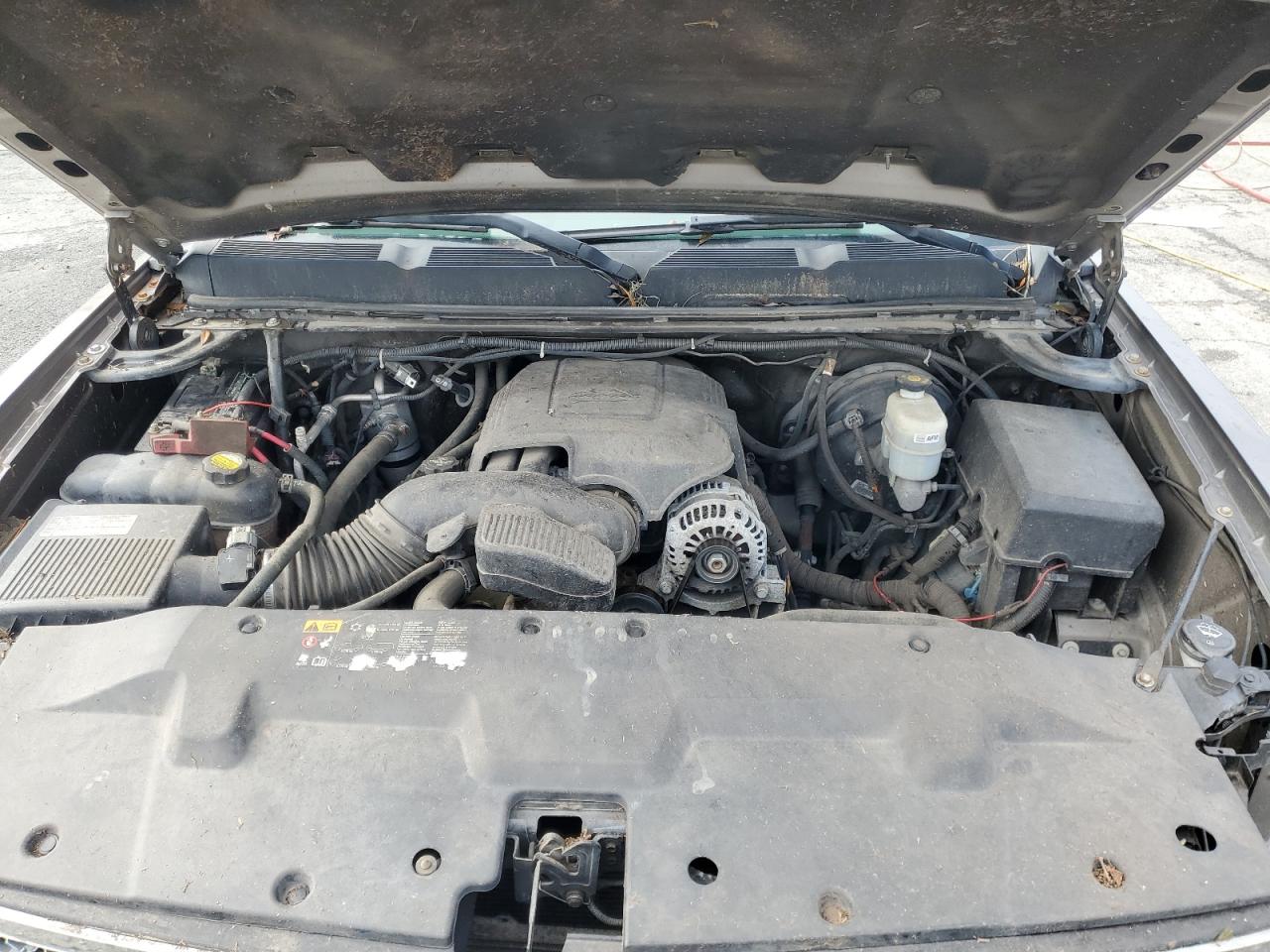 2012 Chevrolet Silverado - Image 11