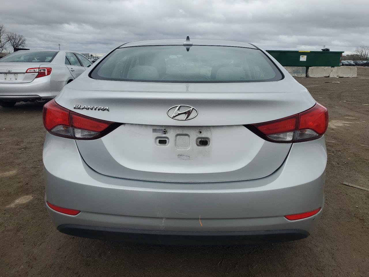 2014 Hyundai Elantra - Image 6