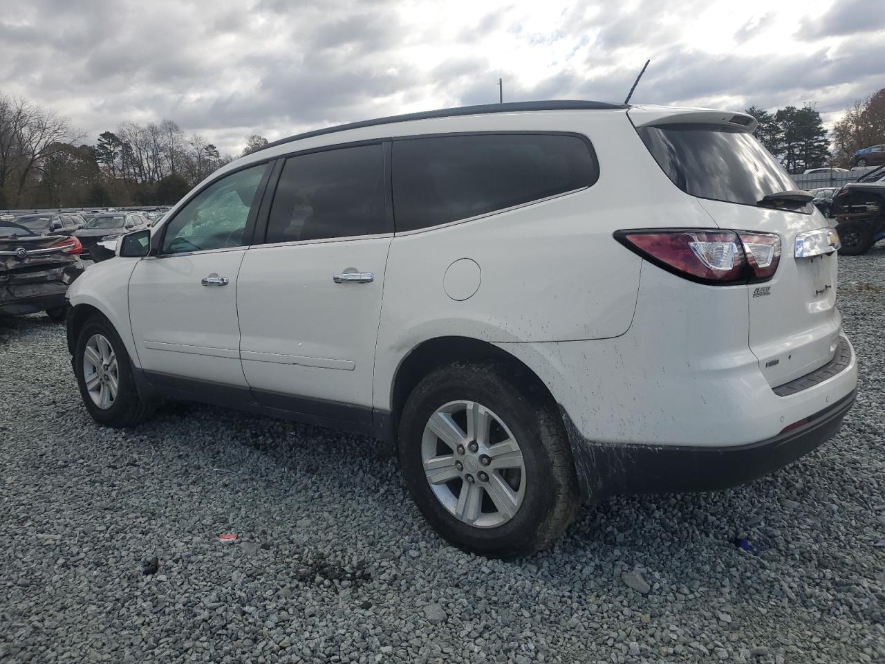 2014 Chevrolet Traverse - Image 2