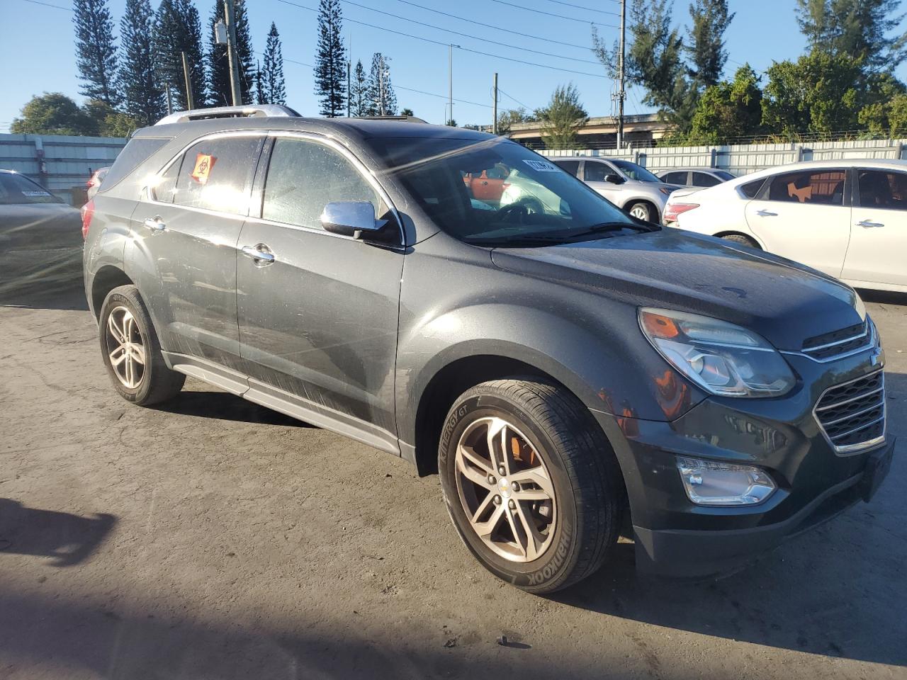 VIN 2GNALDEK1H6228113 2017 CHEVROLET EQUINOX no.4