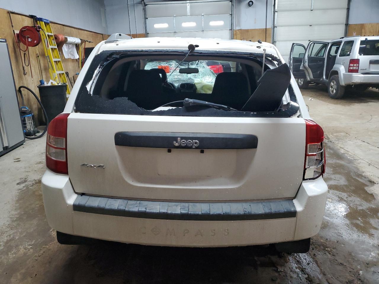 2009 Jeep Compass - Image 6