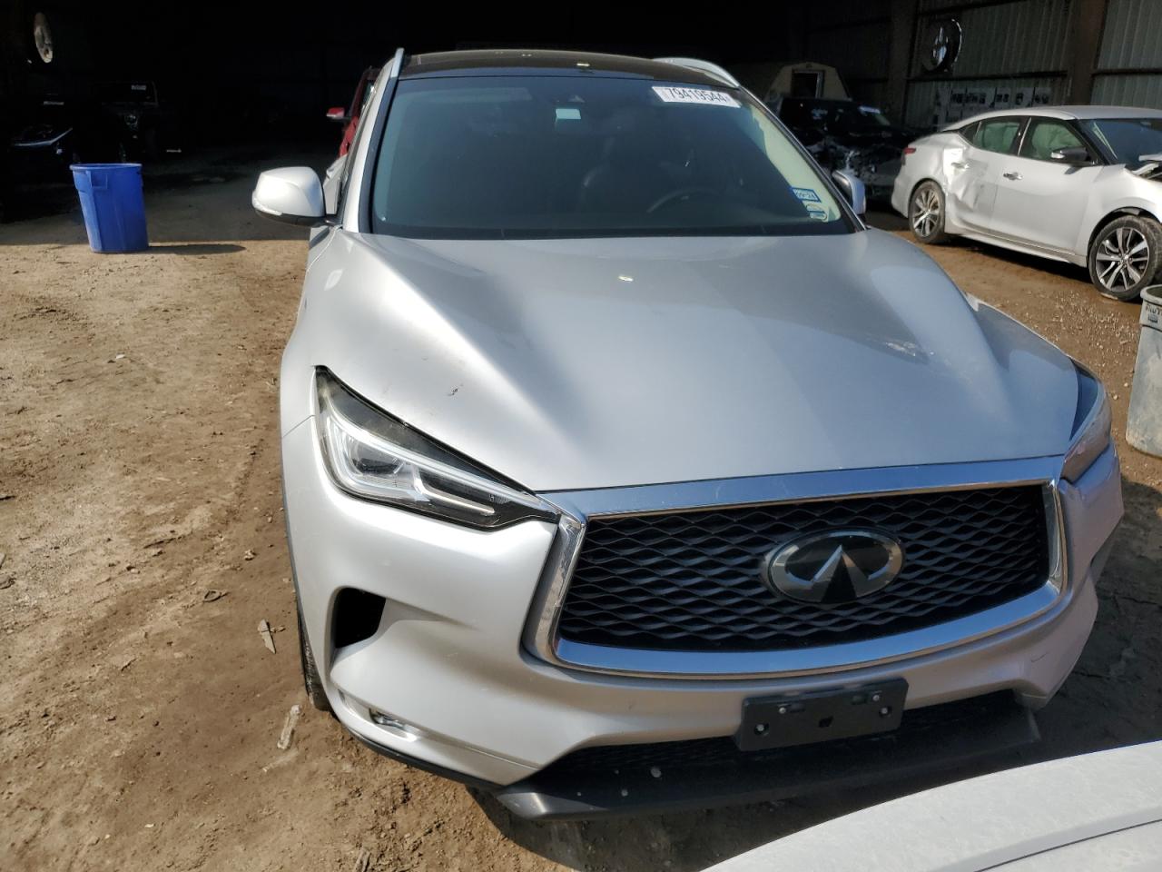 VIN 3PCAJ5M19KF138416 2019 INFINITI QX50 no.5