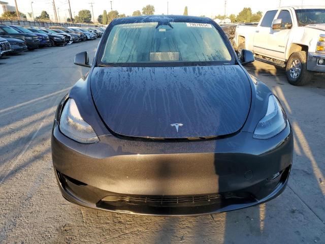  TESLA MODEL Y 2024 Сірий