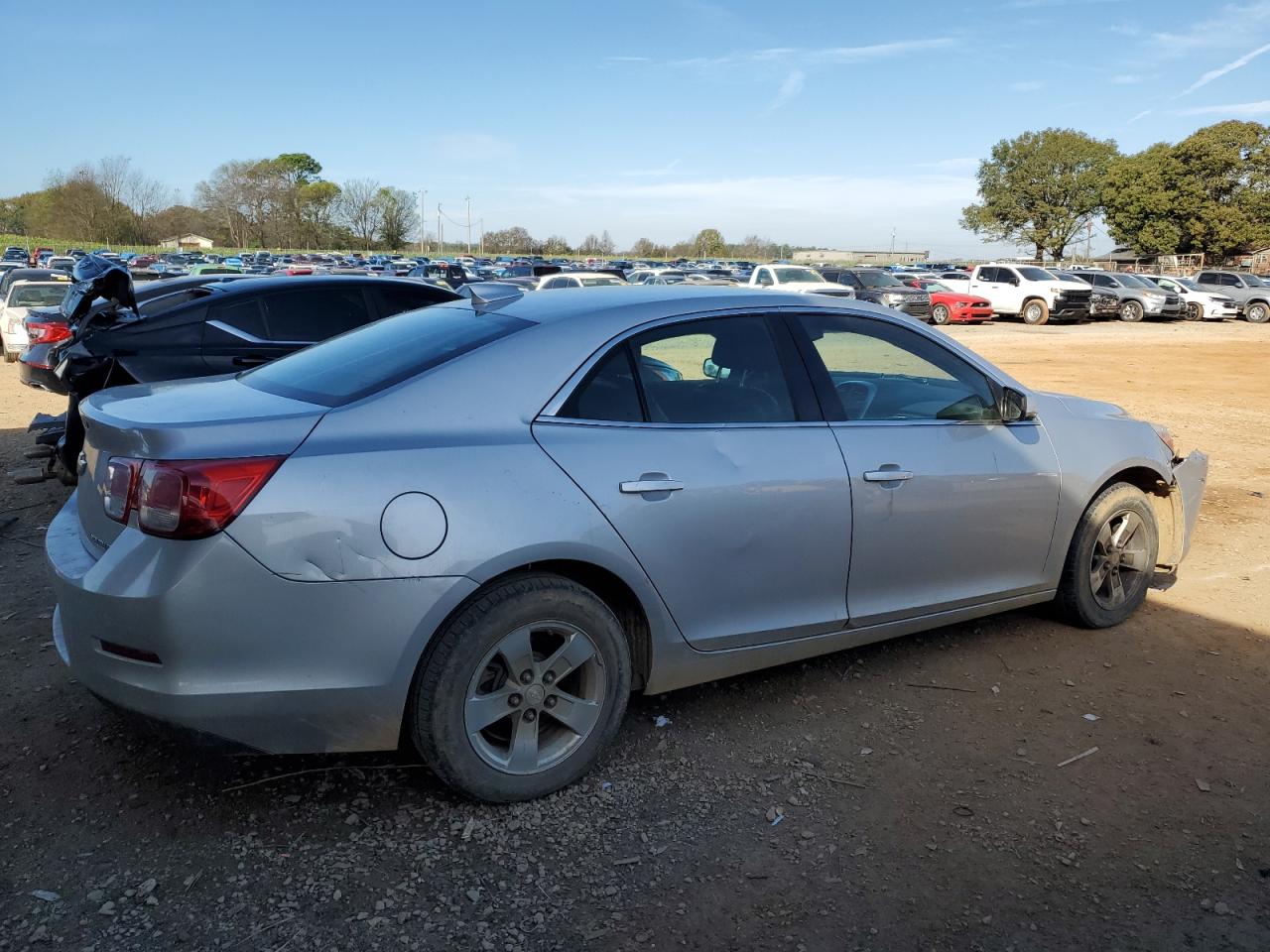 2016 Chevrolet Malibu - Image 3