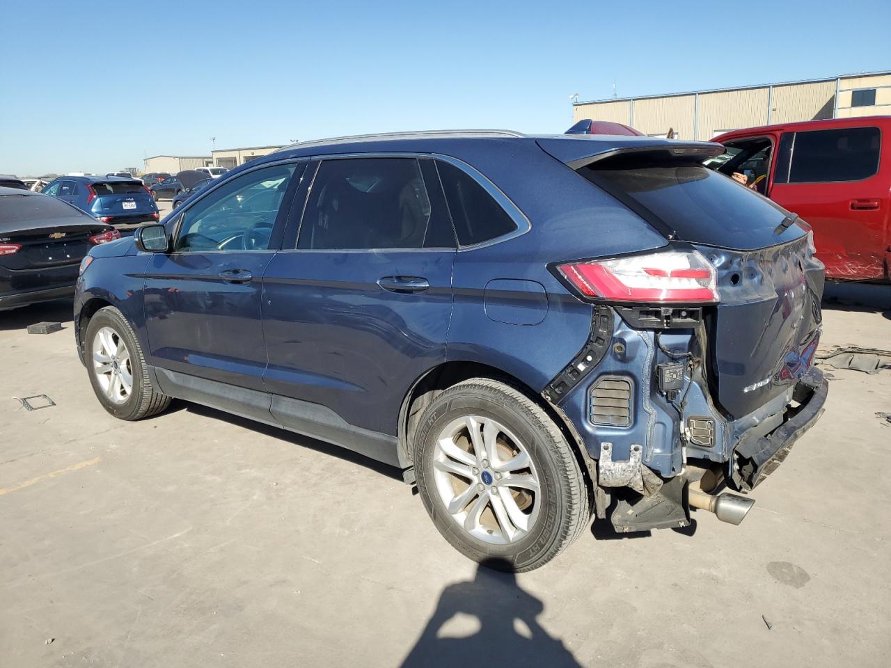 VIN 2FMPK3J93KBB75444 2019 FORD EDGE no.2