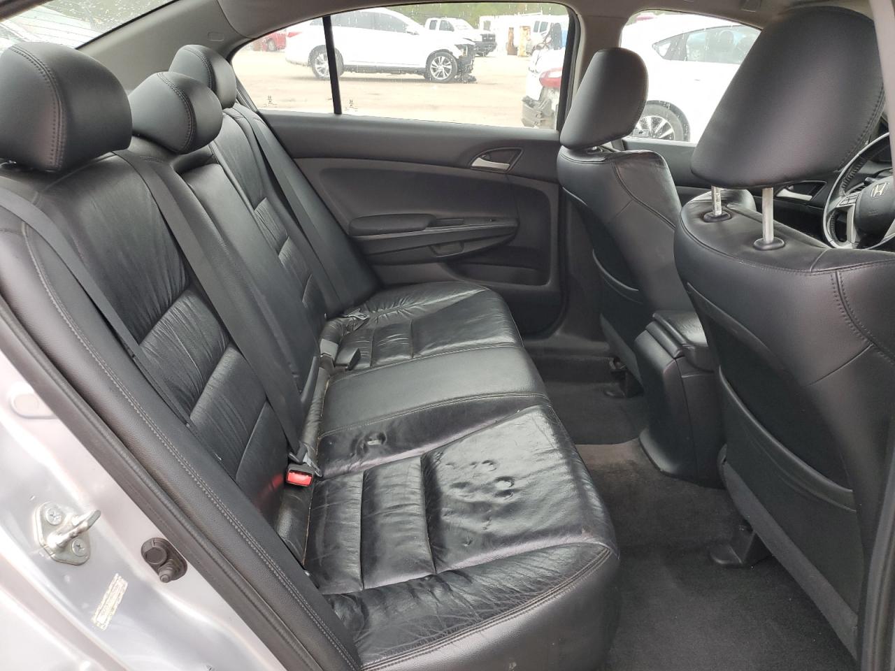2011 Honda Accord - Image 10