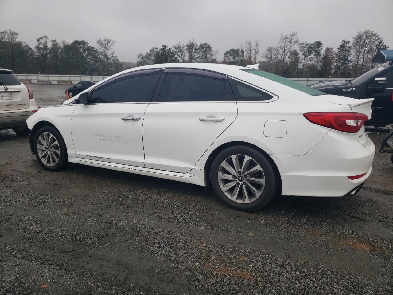 VIN 5NPE34AF7FH213501 2015 HYUNDAI SONATA no.2