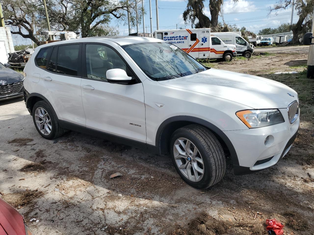 VIN 5UXWX7C53DL981448 2013 BMW X3 no.4