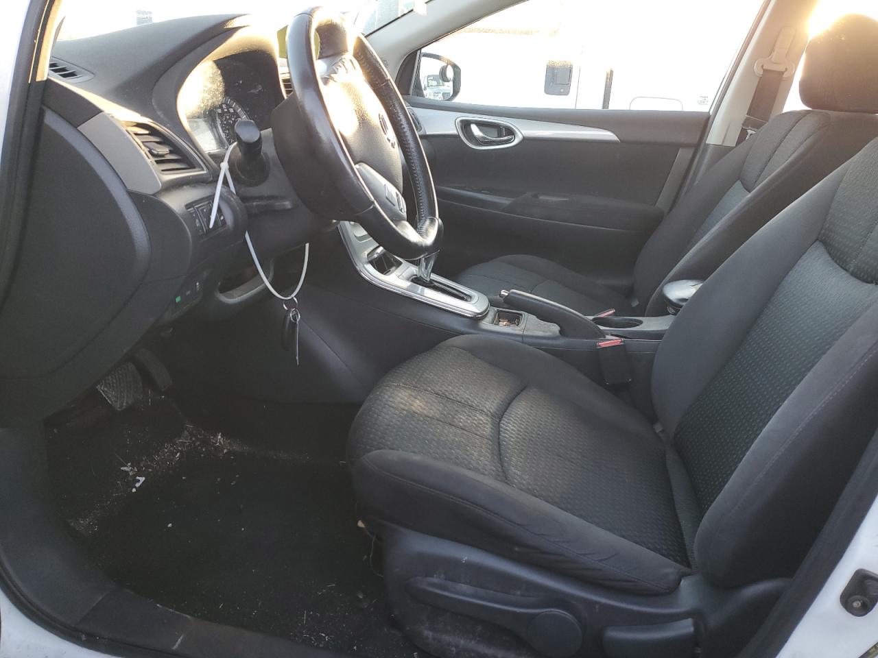 2013 Nissan Sentra - Image 7