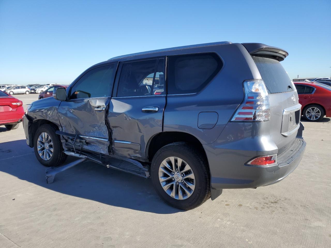 2016 Lexus GX - Image 2