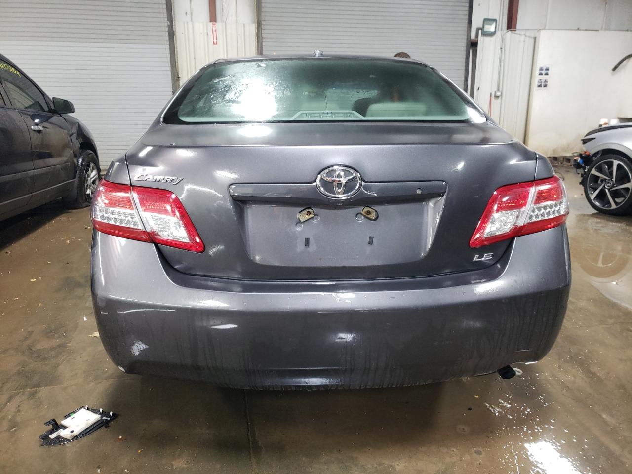 2011 Toyota Camry Base VIN: 4T4BF3EK5BR090102 Lot: 79750494